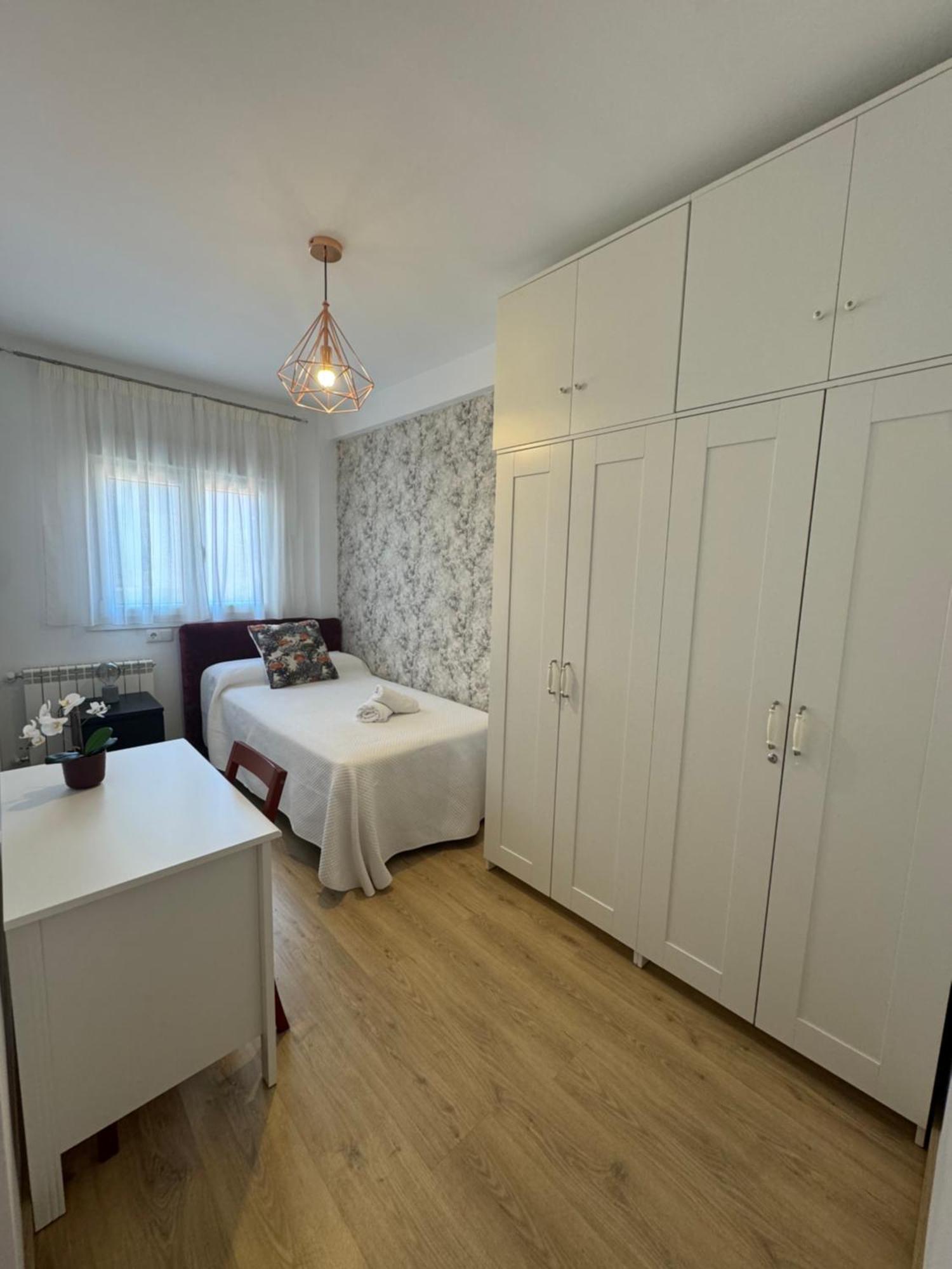 Apartmán Alcala Luxury Piso Completo De 80M Alcalá de Henares Exteriér fotografie